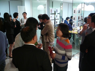 cfile23.uf.134A2C1149EFF8B899CE21.jpg|편안하게 이야기를 나누고 있어요 |cfile5.uf.204A311149EFF8B8E1394D.jpg|이런 방식으로 참가하신 분들을 소개해주고 있어요 |width=400 height=300 cfile23.uf.134A2C1149EFF8B899CE21.jpg|편안하게 이야기를 나누고 있어요 |cfile5.uf.204A311149EFF8B8E1394D.jpg|이런 방식으로 참가하신 분들을 소개해주고 있어요 |width=400 height=300